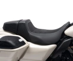 Harley Davidson H-D Switchback Sitzbank -Harley Davidson Store 52000654 32