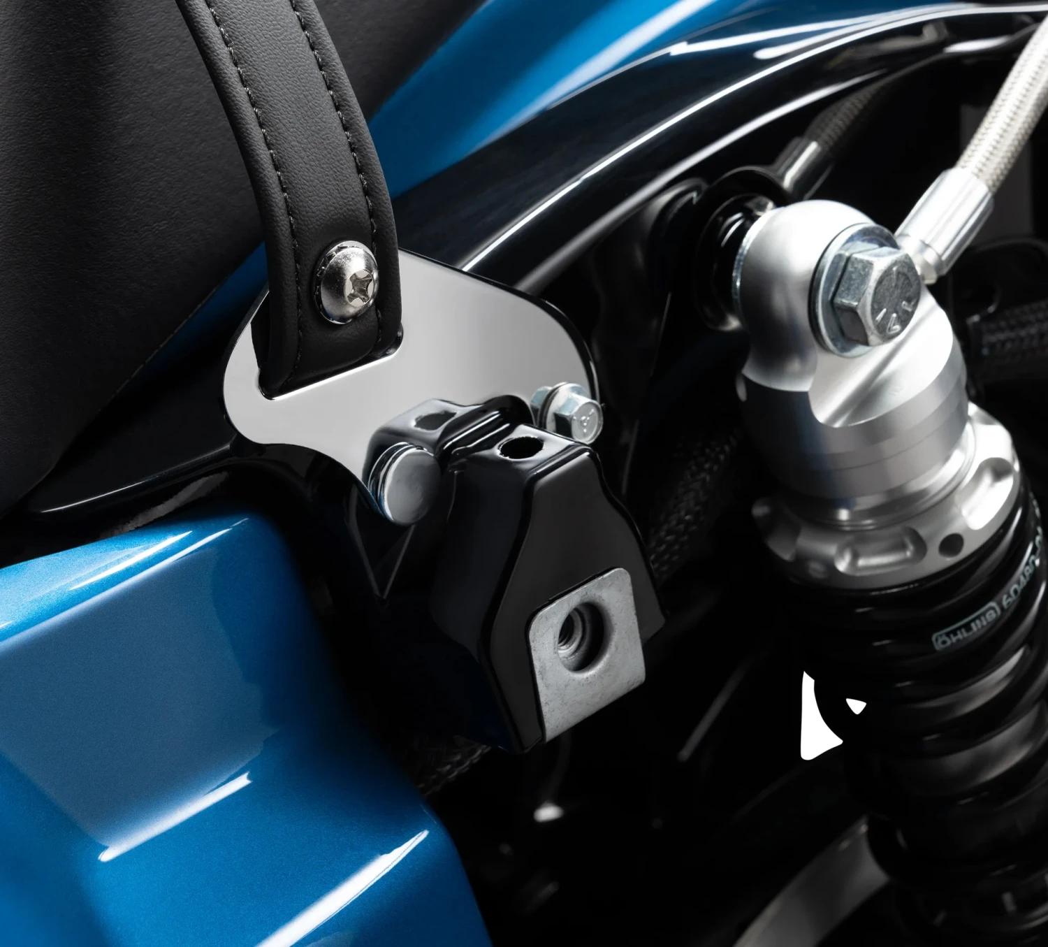 Harley Davidson Befestigungsteile-Kit Solo-Sitz Auf Doppelsitzbank 4 Harley Davidson Befestigungsteile-Kit Solo-Sitz Auf Doppelsitzbank – Bild 2