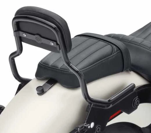 Harley Davidson HoldFast Sissy Bar Bügel Kurz 8.5" Schwarz 4 Harley Davidson HoldFast Sissy Bar Bügel Kurz 8.5" Schwarz – Bild 2