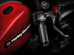 Harley Davidson Airflow Lenkergriffe Schwarz -Harley Davidson Store 56100356 31