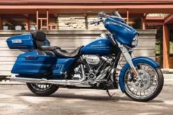 Harley Davidson Bat Wing Windabweiser 5" Dunkel Getönt 7 Harley Davidson Bat Wing Windabweiser 5" Dunkel Getönt -Harley Davidson Store 57400243 3