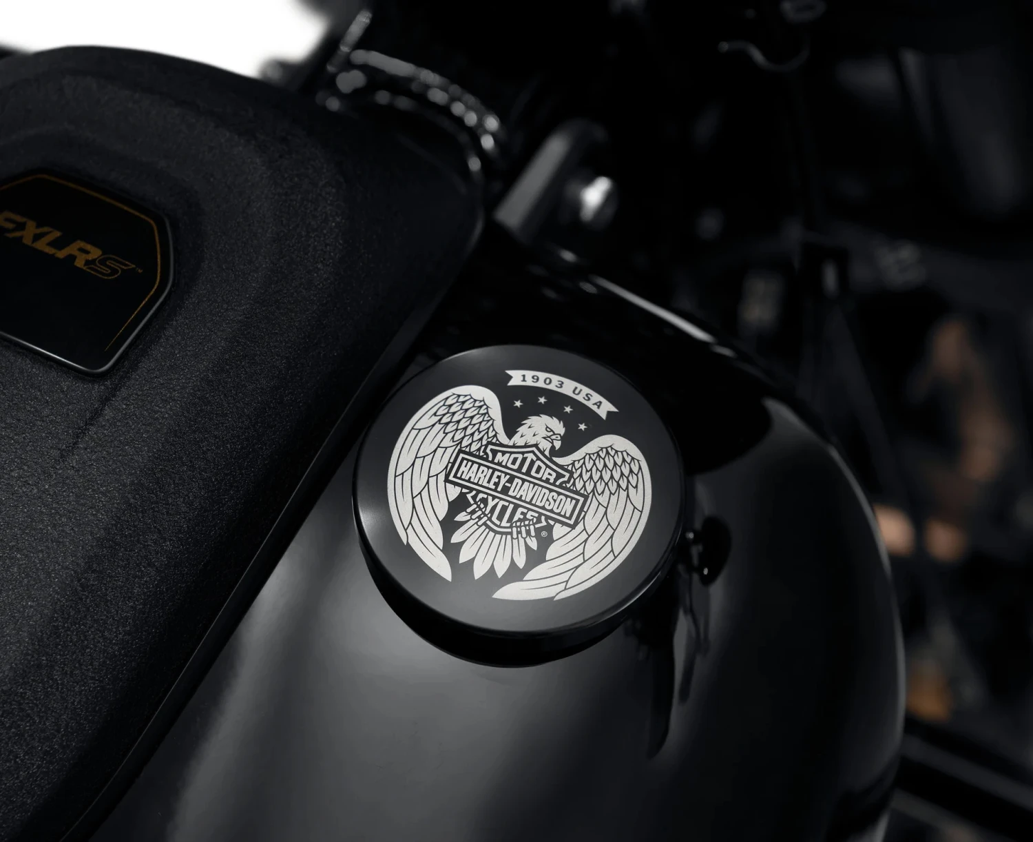 Harley Davidson Eagle Bar & Shield Tankdeckel 4 Harley Davidson Eagle Bar & Shield Tankdeckel – Bild 2