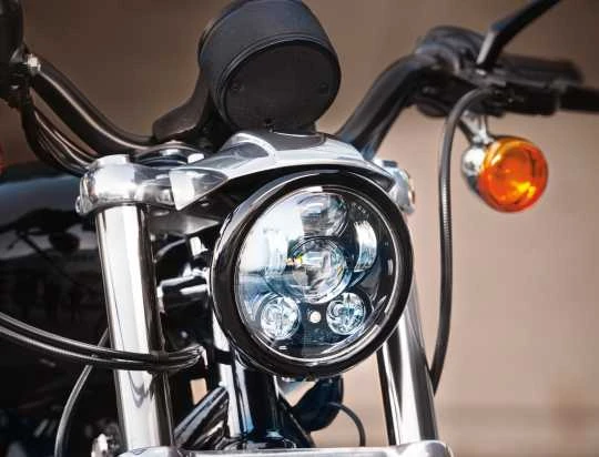 Harley Davidson Daymaker LED Scheinwerfer 5.75" Schwarz 7 Harley Davidson Daymaker LED Scheinwerfer 5.75" Schwarz – Bild 5