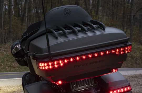 Harley Davidson LED King Tour-Pak Brems- / Blinker- / Rückleuchten Kit Getönt 5 Harley Davidson LED King Tour-Pak Brems- / Blinker- / Rückleuchten Kit Getönt – Bild 3